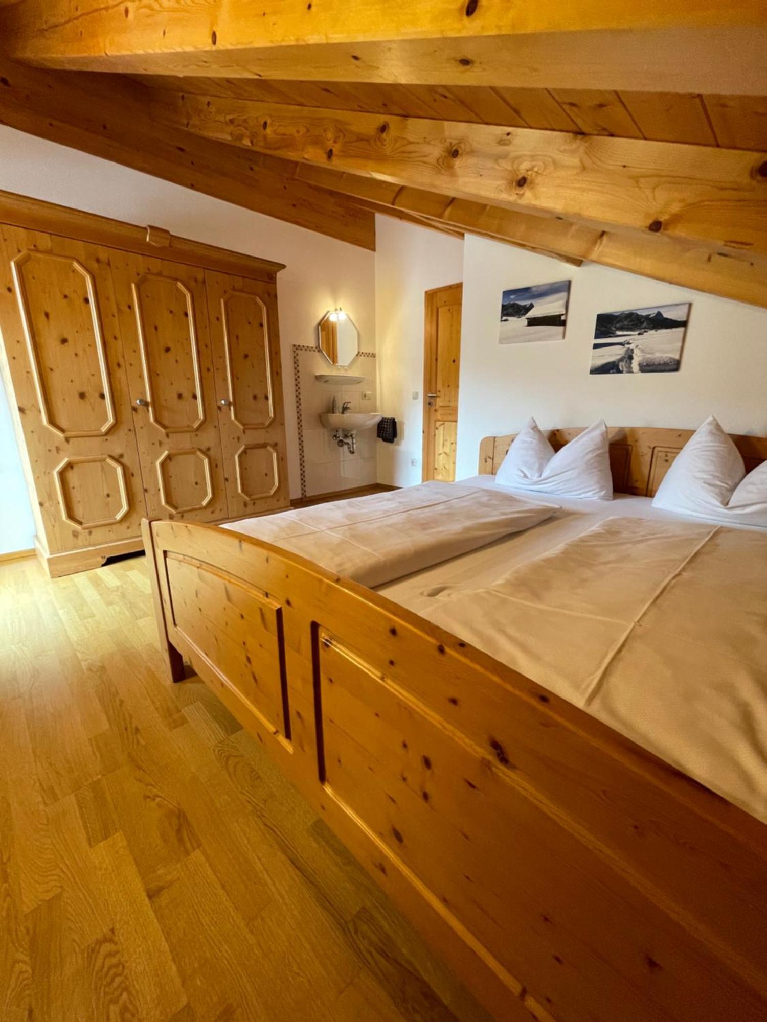 Apartment Anda Garmisch-Partenkirchen Buitenkant foto